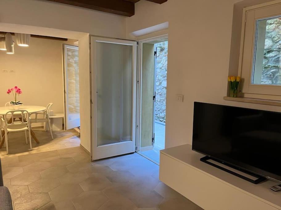 Charme In Centro With Private Parking Apartamento Ascoli Piceno Exterior foto