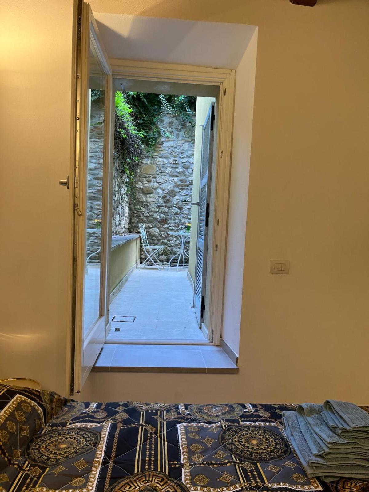 Charme In Centro With Private Parking Apartamento Ascoli Piceno Exterior foto