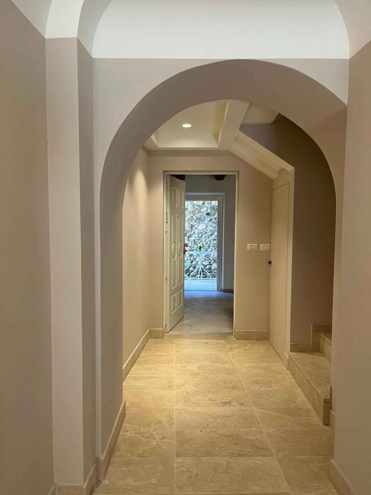 Charme In Centro With Private Parking Apartamento Ascoli Piceno Exterior foto